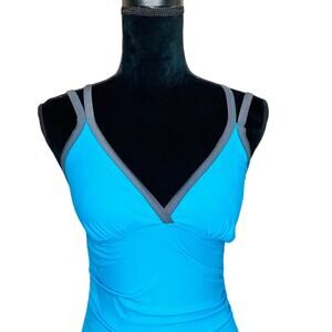Free Country Small blue and gray swim top